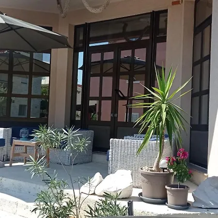 Mala Marta, 60Qm Room, Near Beach Kastela Exterior photo