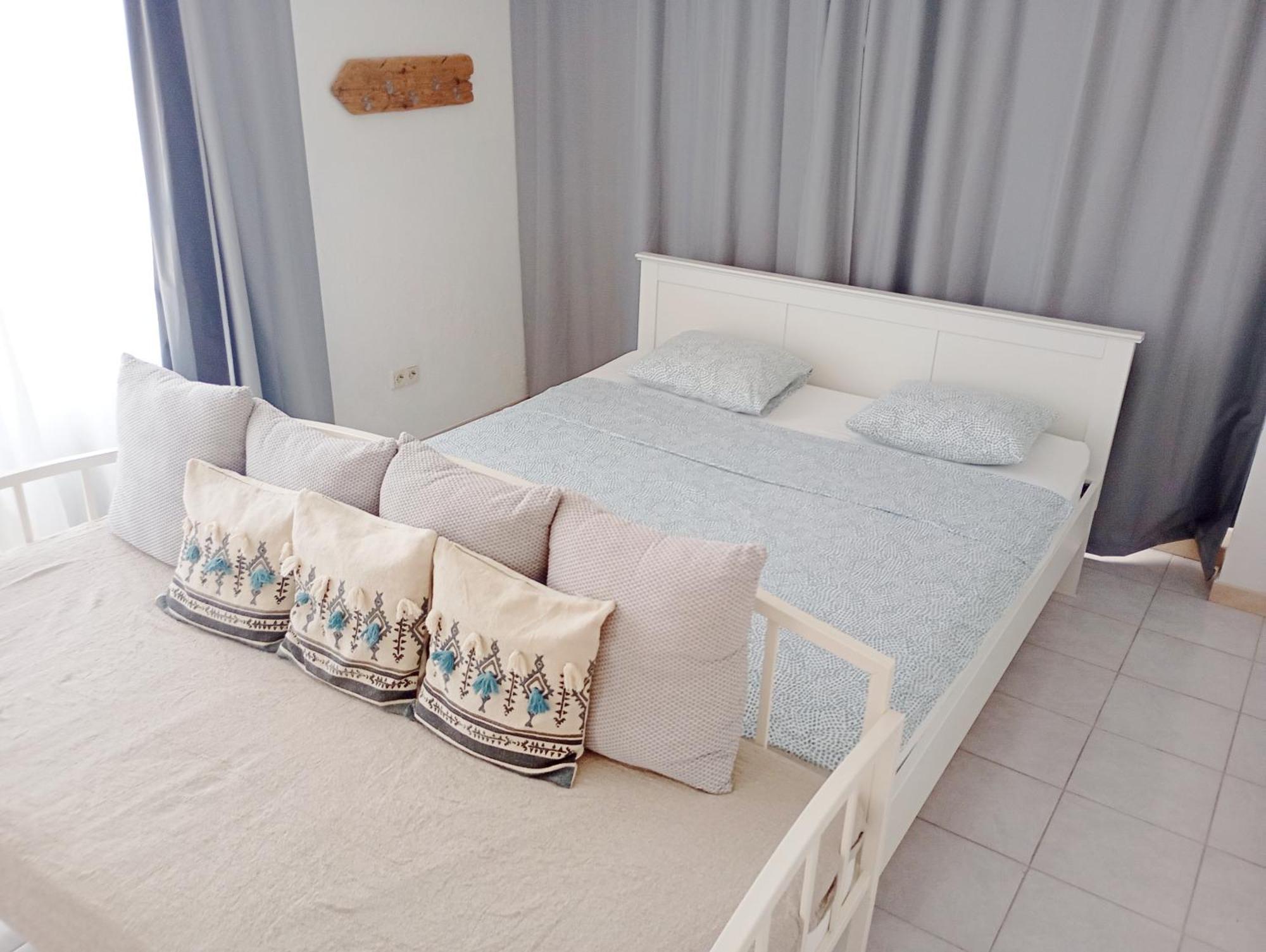 Appartamento Mala Marta, 60qm Room, Near Kaštela